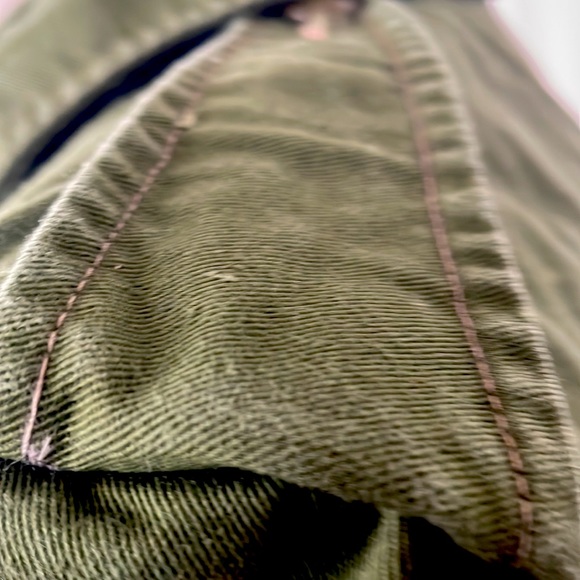 Military fatigue Combat jacket size S-M. Nice big pockets, top and bottom. - Picture 2 of 6